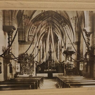 Eine Aufnahme der Engelbert-Kirche vor ihrem Umbau.